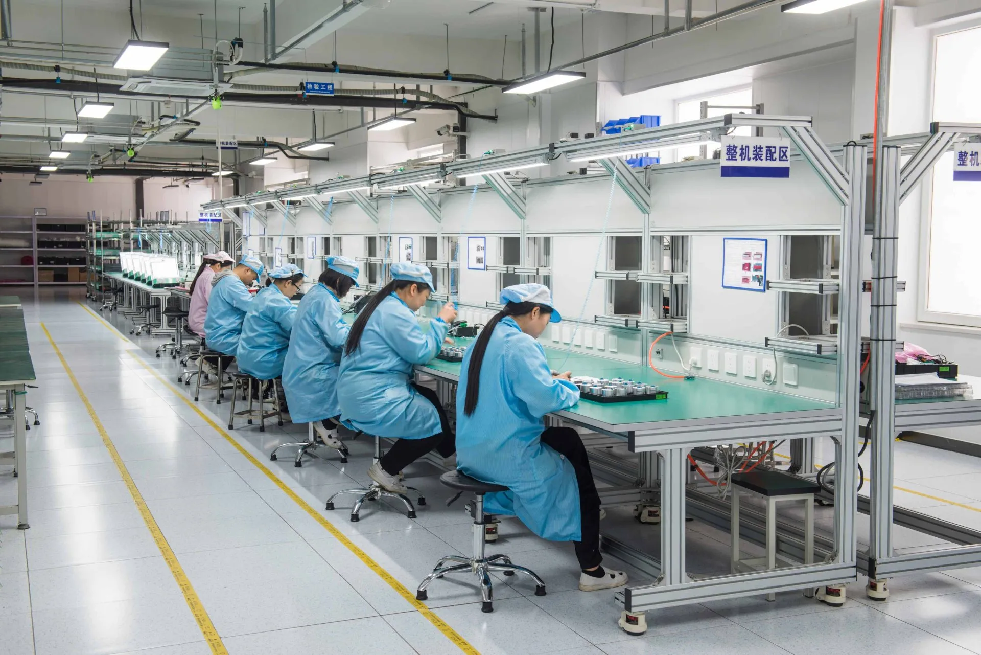 电路板设计加工厂家怎么选才靠谱？同力恒业这份PCBA贴片加工采购建议值得参考